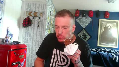 who dares  toss me some  tips lets have fun online show from 09-27-25, 11:10