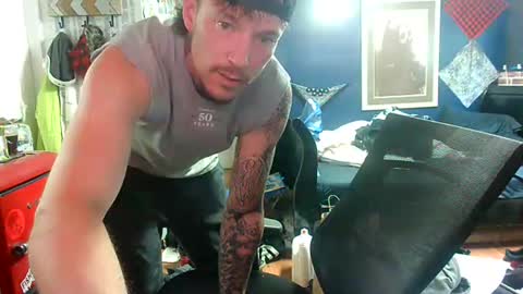 who dares  toss me some  tips lets have fun online show from 05-04-26, 06:48