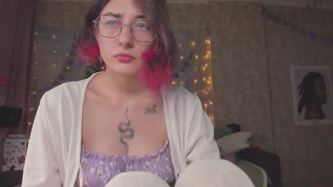 Kmmy online show from 12-24-24, 11:44