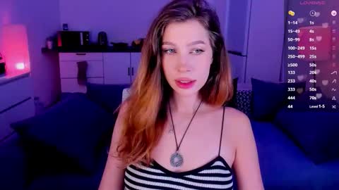 Light  online show from 11-24-25, 10:42