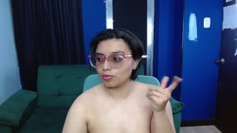 Snapshot of ohmysqueak chatting on 04-14-26, 01:11 ohmysqueak online show from 04-14-26, 01:11