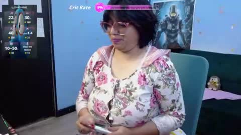 Snapshot of ohmysqueak chatting on 06-12-26, 01:26 ohmysqueak online show from 06-12-26, 01:26