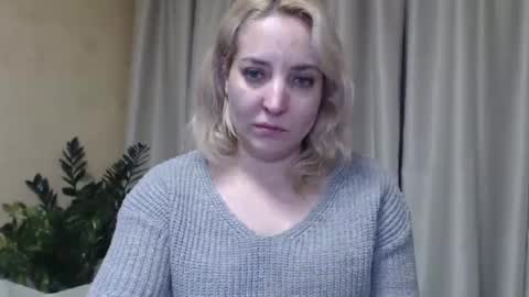 Mari online show from 01-25-25, 06:35