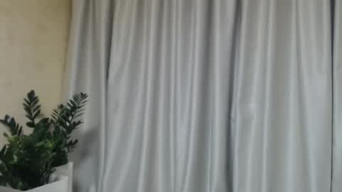 Mari online show from 02-11-25, 04:46