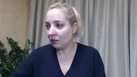 Mari online show from 11-09-25, 09:18