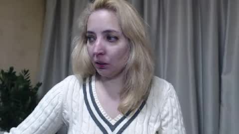 Mari online show from 04-29-26, 05:06