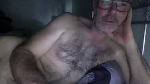 oiledcouple1 online show from 09-09-25, 10:37