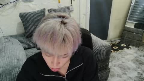 Snapshot of oishii_ii chatting on 04-18-26, 07:07 oishii online show from 04-18-26, 07:07