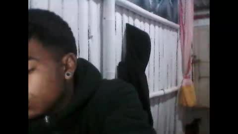 ojos_claross online show from 12-15-25, 10:30