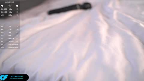 Snapshot of oke_doke chatting on 03-09-26, 02:15 Henrietta or Rita online show from 03-09-26, 02:15