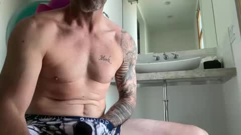 oki42 online show from 05-22-26, 02:55