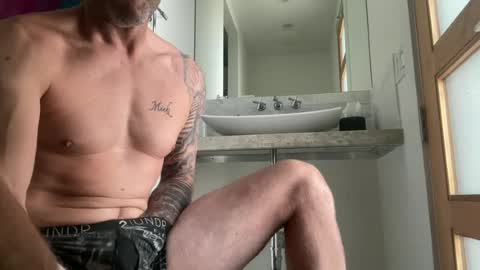 oki42 online show from 06-26-26, 02:43