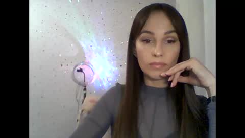 Snapshot of okta_via chatting on 02-17-25, 05:10 okta_via online show from 02-17-25, 05:10