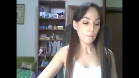 Snapshot of okta_via chatting on 02-20-25, 02:57 okta_via online show from 02-20-25, 02:57