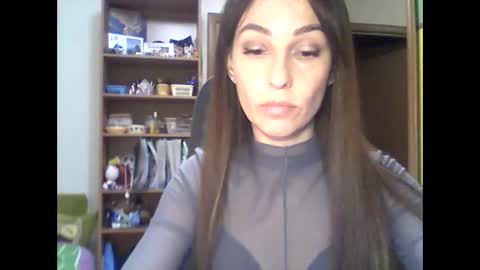 Snapshot of okta_via chatting on 02-20-25, 08:47 okta_via online show from 02-20-25, 08:47