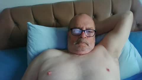 Snapshot of old_fkr chatting on 12-17-24, 09:50 old_fkr online show from 12-17-24, 09:50