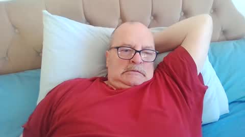 Snapshot of old_fkr chatting on 12-19-24, 10:34 old_fkr online show from 12-19-24, 10:34