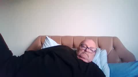 Snapshot of old_fkr chatting on 01-16-25, 04:18 old_fkr online show from 01-16-25, 04:18