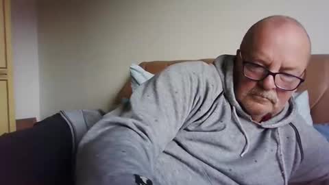 Snapshot of old_fkr chatting on 01-24-25, 03:55 old_fkr online show from 01-24-25, 03:55