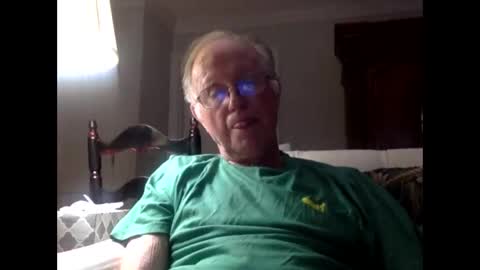Snapshot of oldasthehills chatting on 10-08-25, 03:04 oldasthehills online show from 10-08-25, 03:04