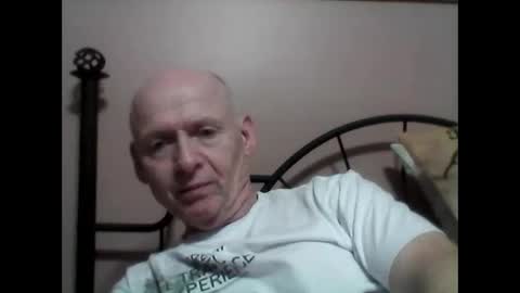 Snapshot of oldbuthorny62 chatting on 01-01-25, 04:29 oldbuthorny62 online show from 01-01-25, 04:29