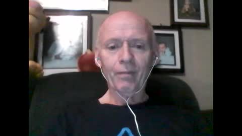 Snapshot of oldbuthorny62 chatting on 01-31-25, 12:50 oldbuthorny62 online show from 01-31-25, 12:50