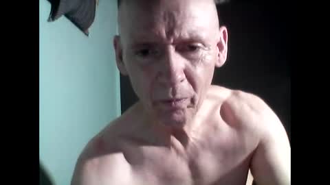 Snapshot of oldbuthorny62 chatting on 03-10-25, 04:14 oldbuthorny62 online show from 03-10-25, 04:14