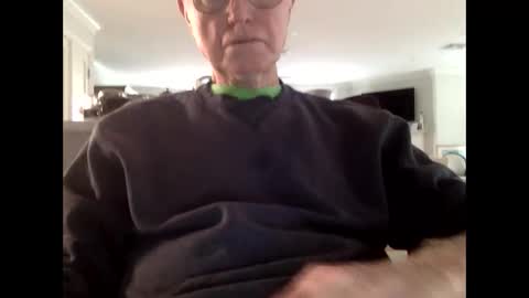 olderthandirt69 online show from 12-29-24, 04:08