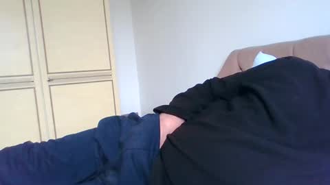 oldfkr69 online show from 09-12-25, 09:20