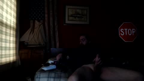 Snapshot of oldfuckus chatting on 10-21-25, 09:15 oldfuckus online show from 10-21-25, 09:15