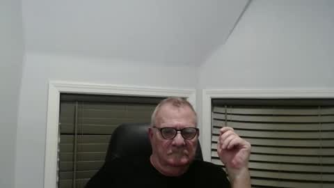 Snapshot of oldguybigd chatting on 10-02-25, 03:46 oldguybigd online show from 10-02-25, 03:46