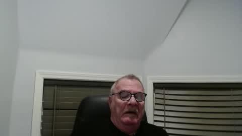 Snapshot of oldguybigd chatting on 10-03-25, 06:10 oldguybigd online show from 10-03-25, 06:10