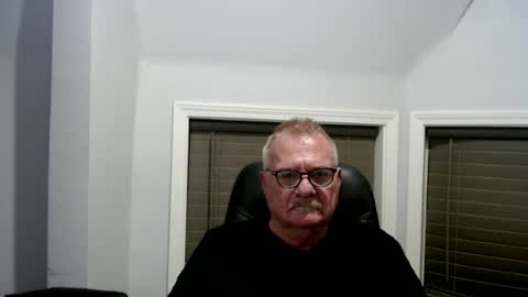 Snapshot of oldguybigd chatting on 06-28-26, 04:07 oldguybigd online show from 06-28-26, 04:07