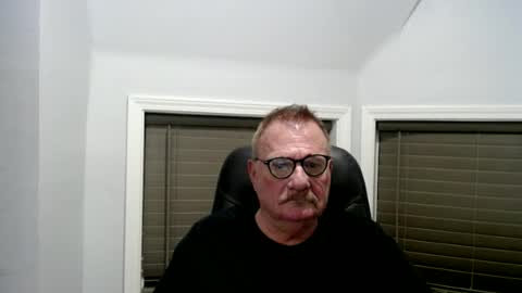 Snapshot of oldguybigd chatting on 07-04-26, 04:18 oldguybigd online show from 07-04-26, 04:18