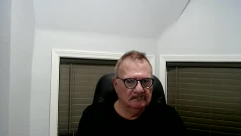 Snapshot of oldguybigd chatting on 07-06-26, 04:31 oldguybigd online show from 07-06-26, 04:31
