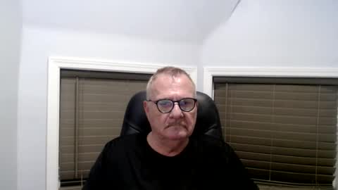Snapshot of oldguybigd chatting on 07-20-26, 04:38 oldguybigd online show from 07-20-26, 04:38