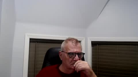 Snapshot of oldguybigd chatting on 07-23-26, 05:16 oldguybigd online show from 07-23-26, 05:16