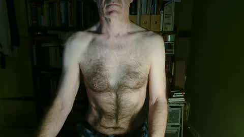 oldhairybastard online show from 05-07-26, 03:45