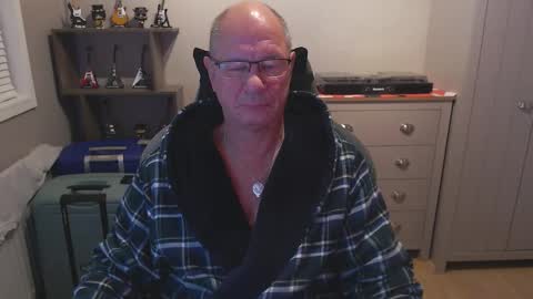 oldveteranuk online show from 09-16-25, 04:35