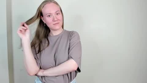 Emma online show from 05-04-26, 09:38