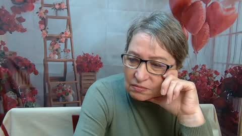OlgaLuck online show from 04-29-26, 05:33