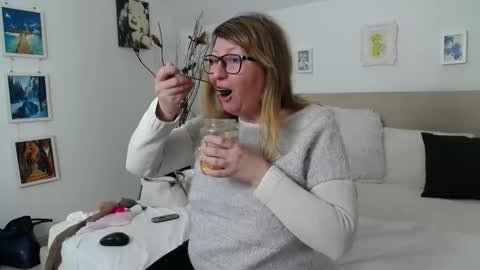 Snapshot of olgapavlova chatting on 03-21-26, 01:48 Olga Pavlova online show from 03-21-26, 01:48