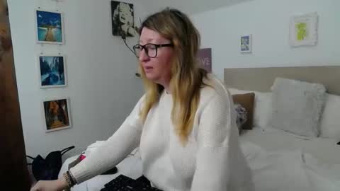 Snapshot of olgapavlova chatting on 03-31-26, 01:33 Olga Pavlova online show from 03-31-26, 01:33