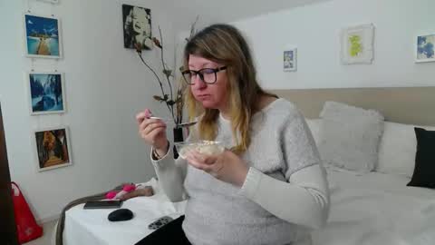 Snapshot of olgapavlova chatting on 04-07-26, 06:03 Olga Pavlova online show from 04-07-26, 06:03