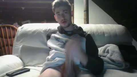 oliboy34 online show from 07-16-26, 03:56
