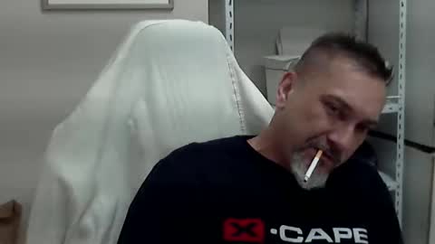 Snapshot of olimpio1230 chatting on 12-24-24, 10:33 olimpio1230 online show from 12-24-24, 10:33