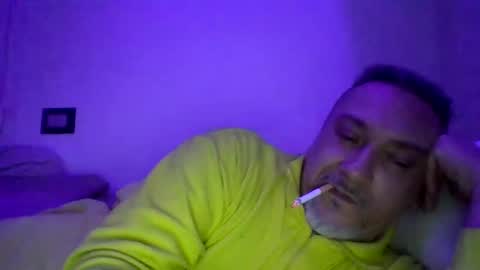 Snapshot of olimpio1230 chatting on 01-21-25, 08:43 olimpio1230 online show from 01-21-25, 08:43