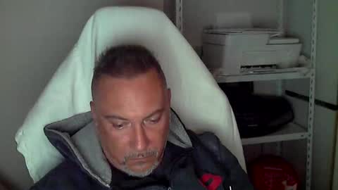 Snapshot of olimpio1230 chatting on 10-03-25, 03:42 olimpio1230 online show from 10-03-25, 03:42