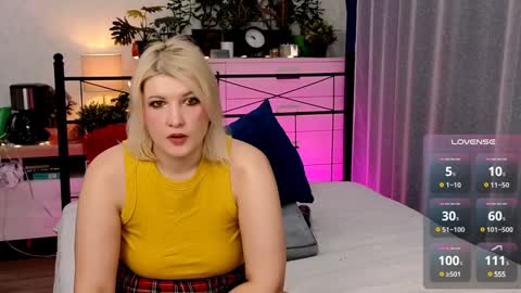 OliSunny Olivia online show from 01-14-25, 08:41