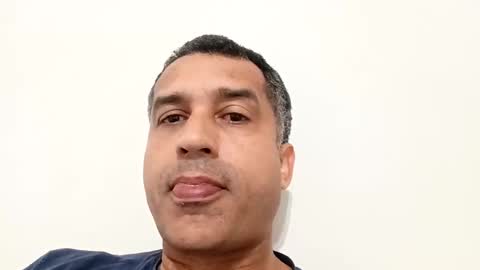 oliveira112727 online show from 11-08-25, 11:54